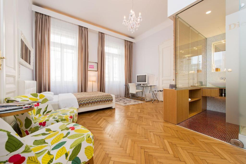 Rosa Linde - Comfort Rooms Wien Phòng bức ảnh