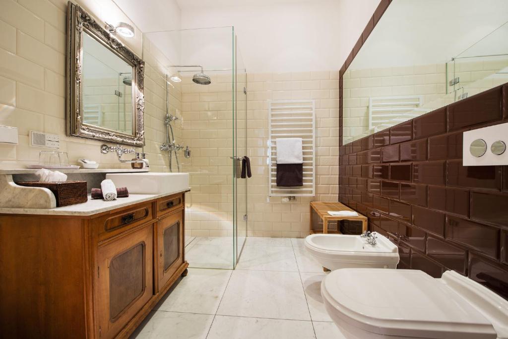 Rosa Linde - Comfort Rooms Wien Phòng bức ảnh