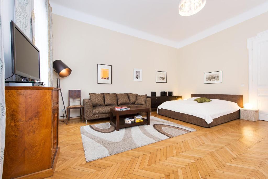 Rosa Linde - Comfort Rooms Wien Phòng bức ảnh