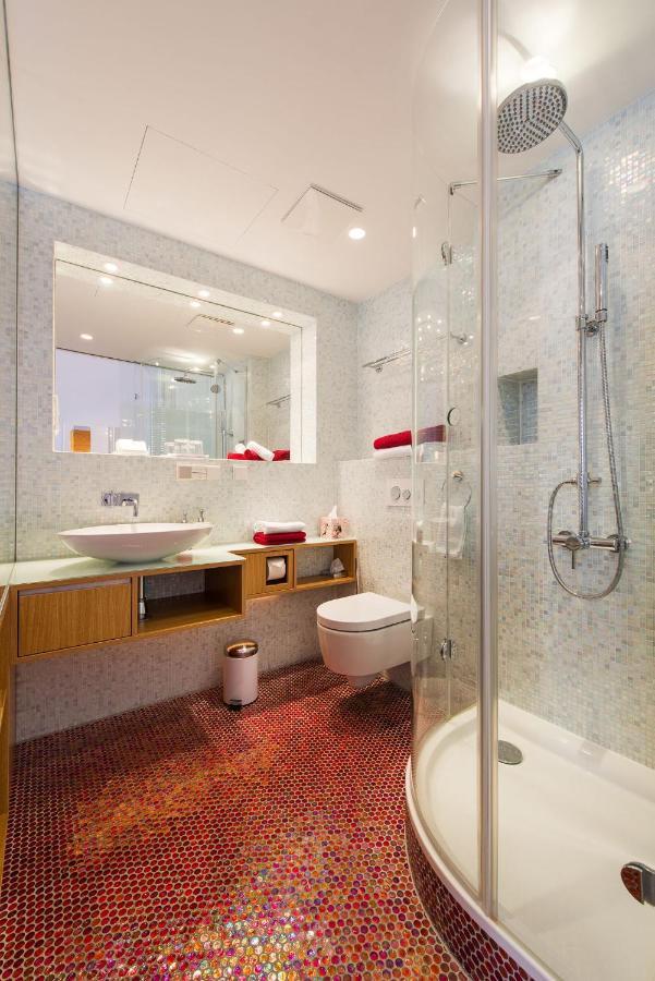 Rosa Linde - Comfort Rooms Wien Phòng bức ảnh
